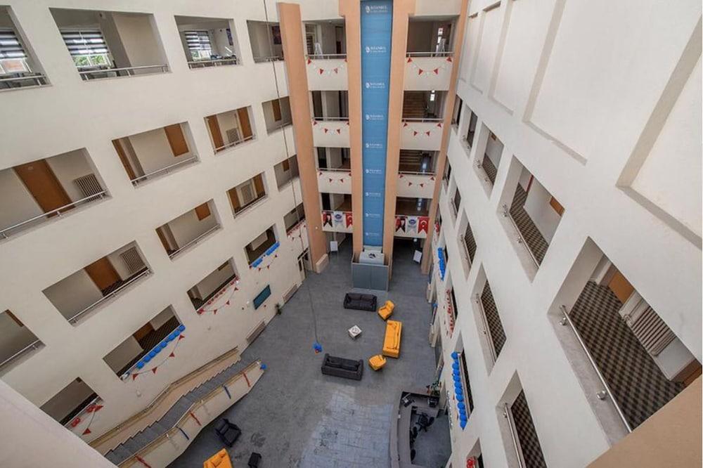 Selahaddin Eyyubi Uygulama Oteli Istanbul Exterior photo